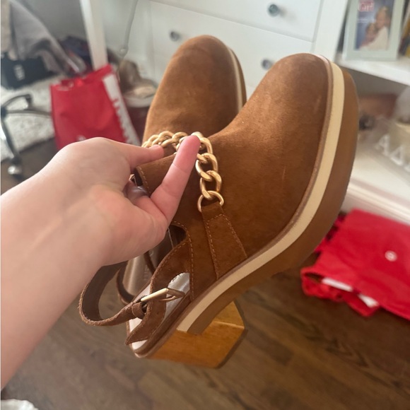 Bernardo Brown Mules with Chain Detail - Picture 1 of 3